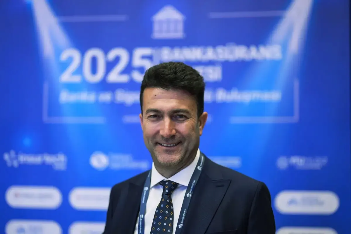 Bankacılık ve sigorta sektörü temsilcileri "yapay zeka ve dijitalleşmeyi" ele aldı